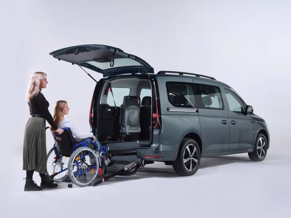 VW Caddy Maxi V Rolli-In®: Leichter Zugang für Rollstuhlfahrer.
