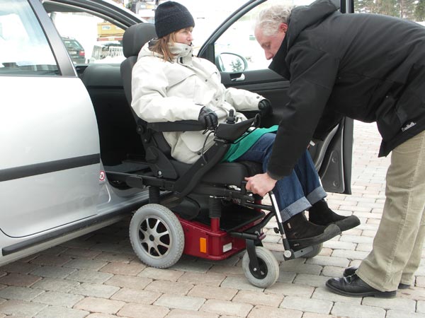 Citroen Berlingo L1 …. Absenkfahrzeug und Beifahrer Drehsitz